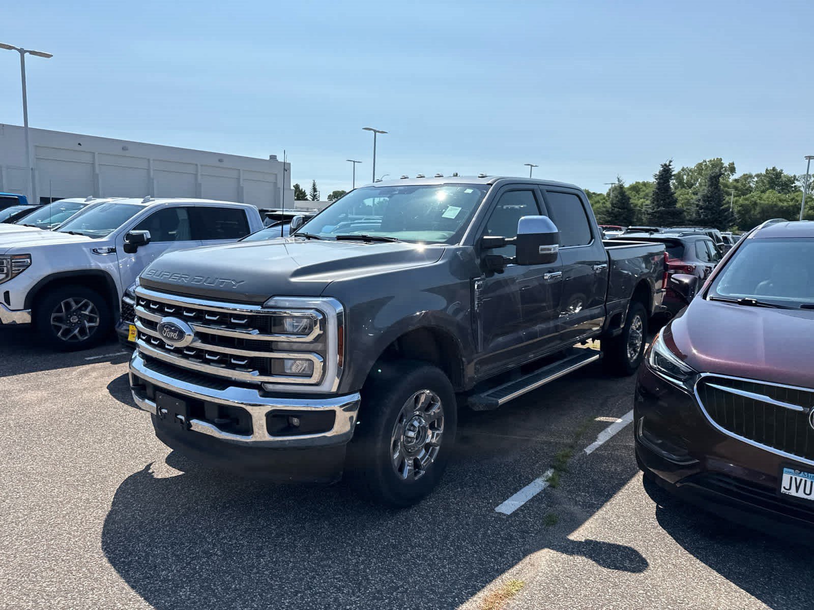 Used 2025 Ford F350 Lariat w/ Chrome Package AWD/4WD image 3