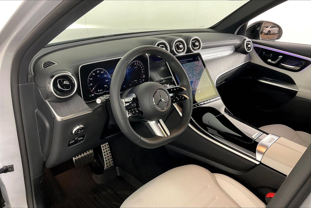 Certified 2025 Mercedes-Benz GLC 350e 4MATIC image 11