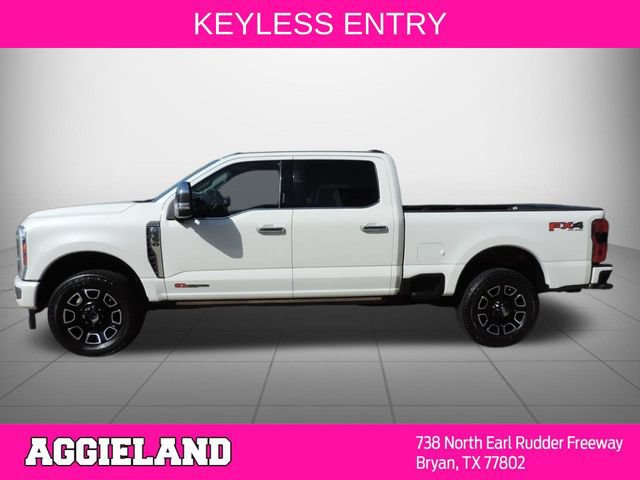 Used 2023 Ford F350 Platinum AWD/4WD image 7