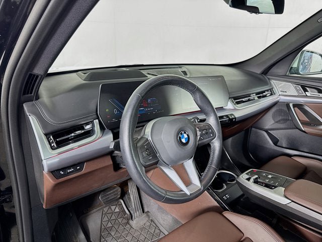 Used 2023 BMW X1 xDrive28i w/ Premium Package AWD/4WD image 9