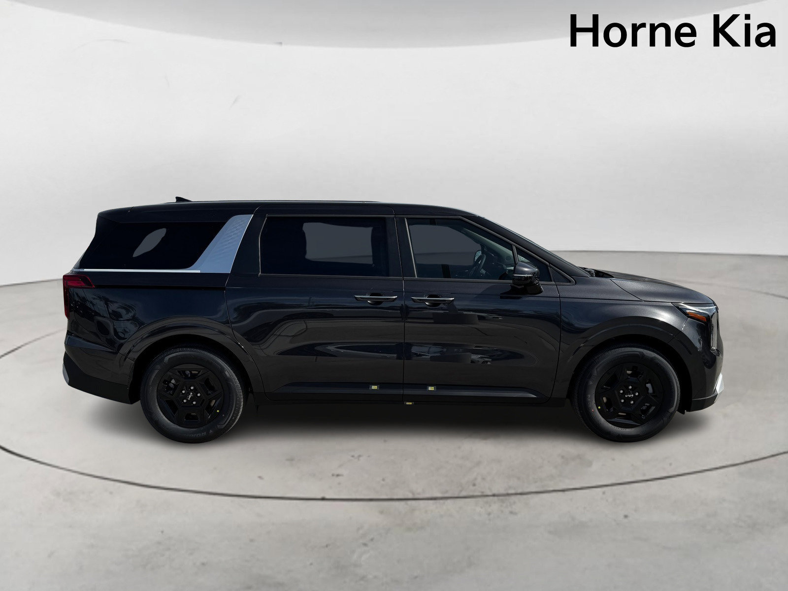New 2026 Kia Carnival LX image 3