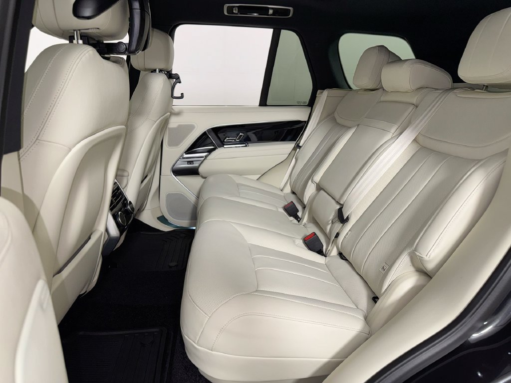 New 2026 Land Rover Range Rover SE AWD/4WD image 21