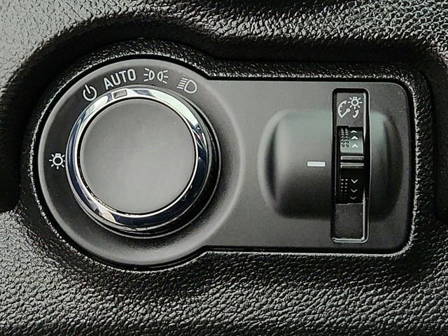 Used 2016 Chevrolet Trax LT image 18