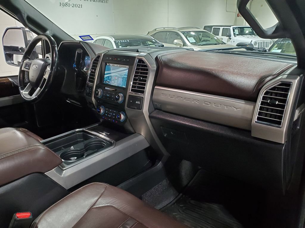 Used 2017 Ford F250 Platinum w/ Platinum Ultimate Package AWD/4WD image 15