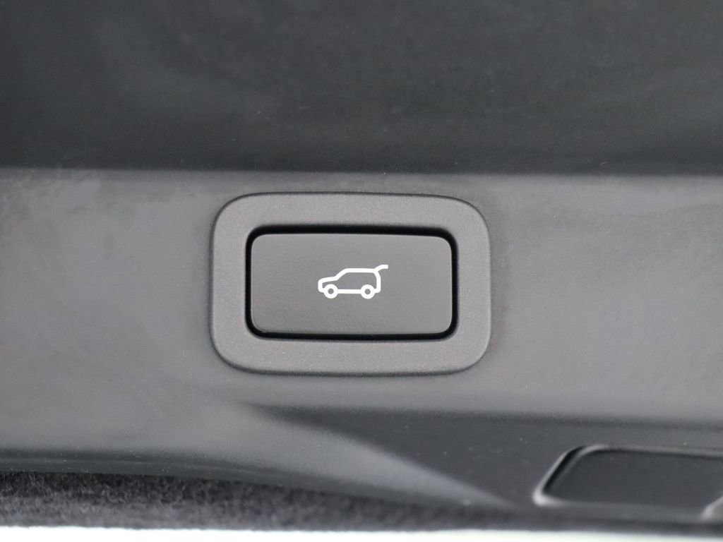 Used 2019 Land Rover Range Rover Sport HST image 37