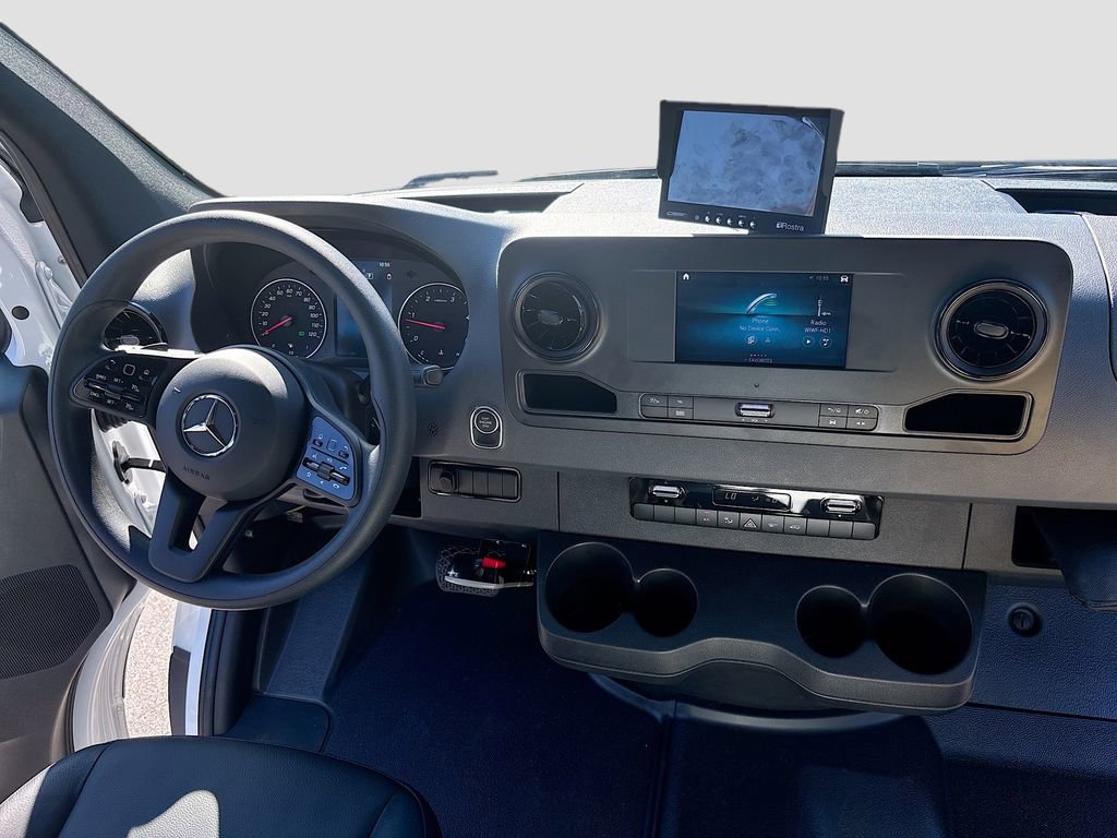 Used 2023 Mercedes-Benz Sprinter 3500 w/ Acoustic Package image 34