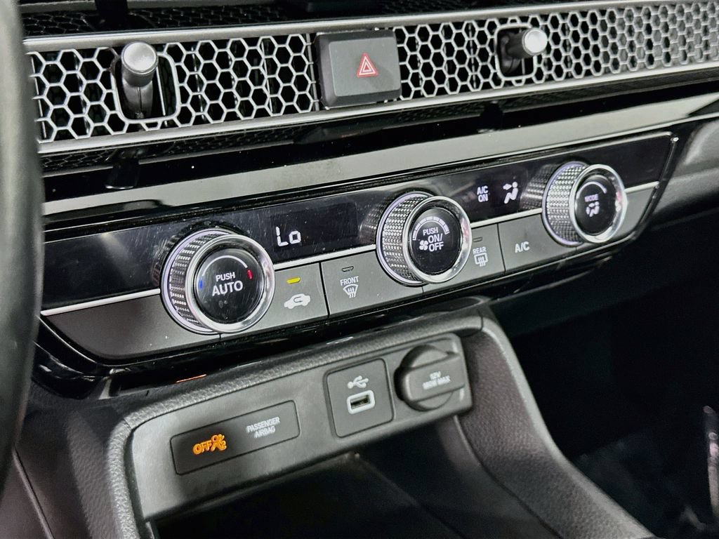 Used 2023 Honda Civic Sport image 16