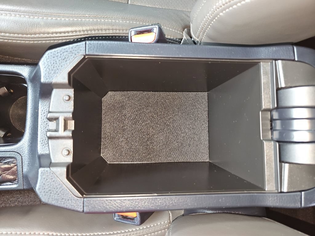 Used 2017 Toyota RAV4 LE FWD image 23