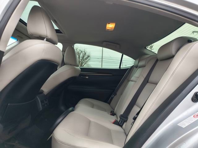 Used 2015 Lexus ES 350 image 24