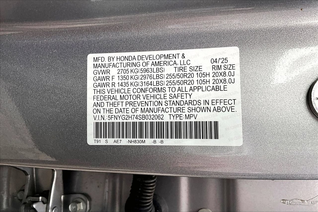 Used 2025 Honda Pilot Touring image 16