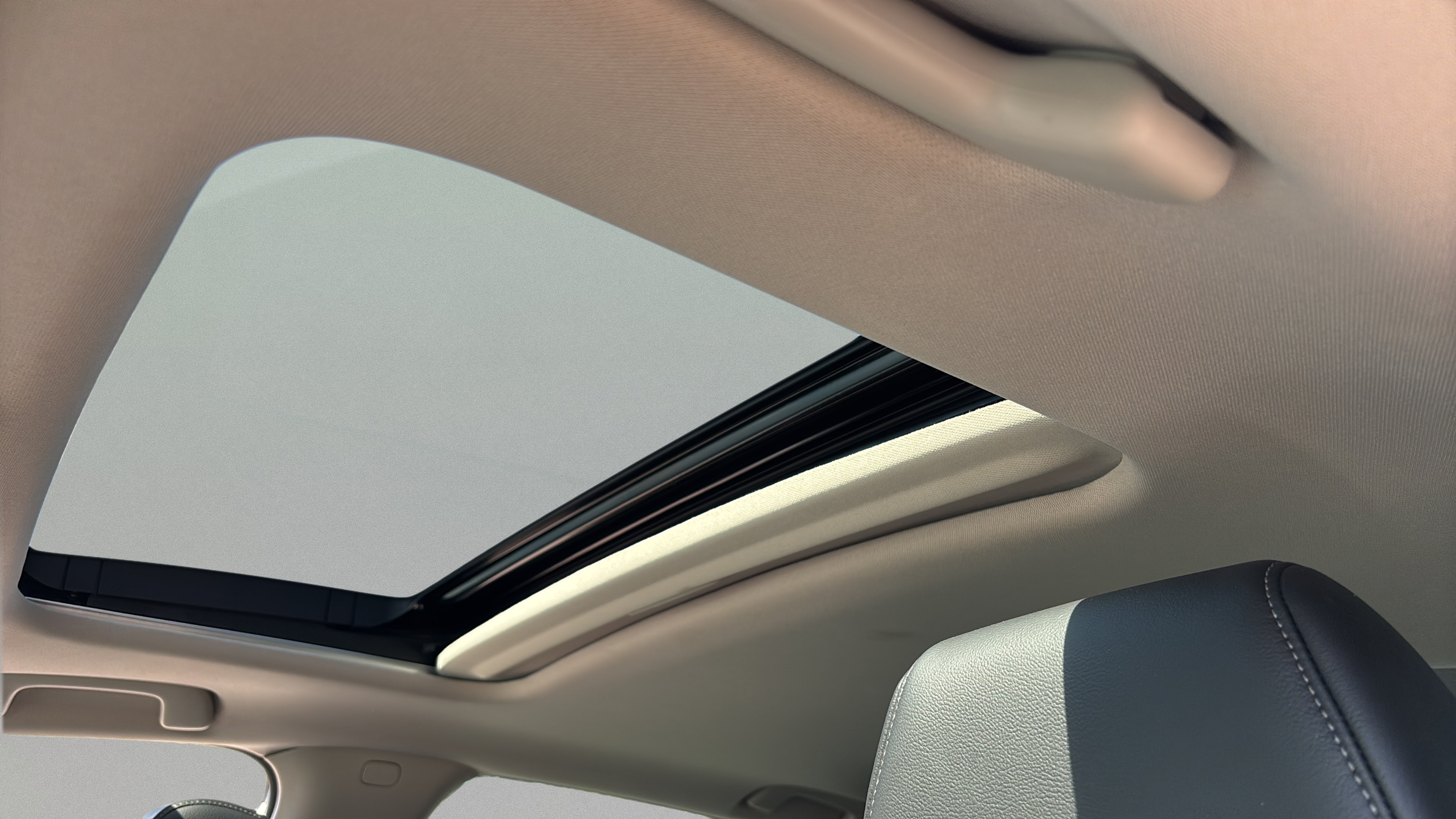 Certified 2022 Honda Civic Touring image 10