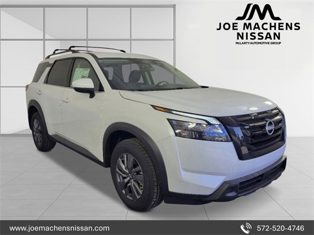 New 2025 Nissan Pathfinder SV w/ Black Appearance Package image 5