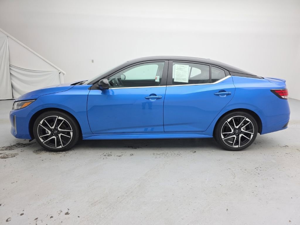 Used 2024 Nissan Sentra SR w/ SR Premium Package FWD image 5