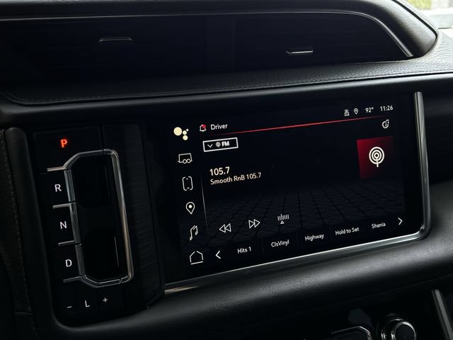 Used 2022 GMC Yukon XL Denali w/ Denali Premium Package AWD/4WD image 21