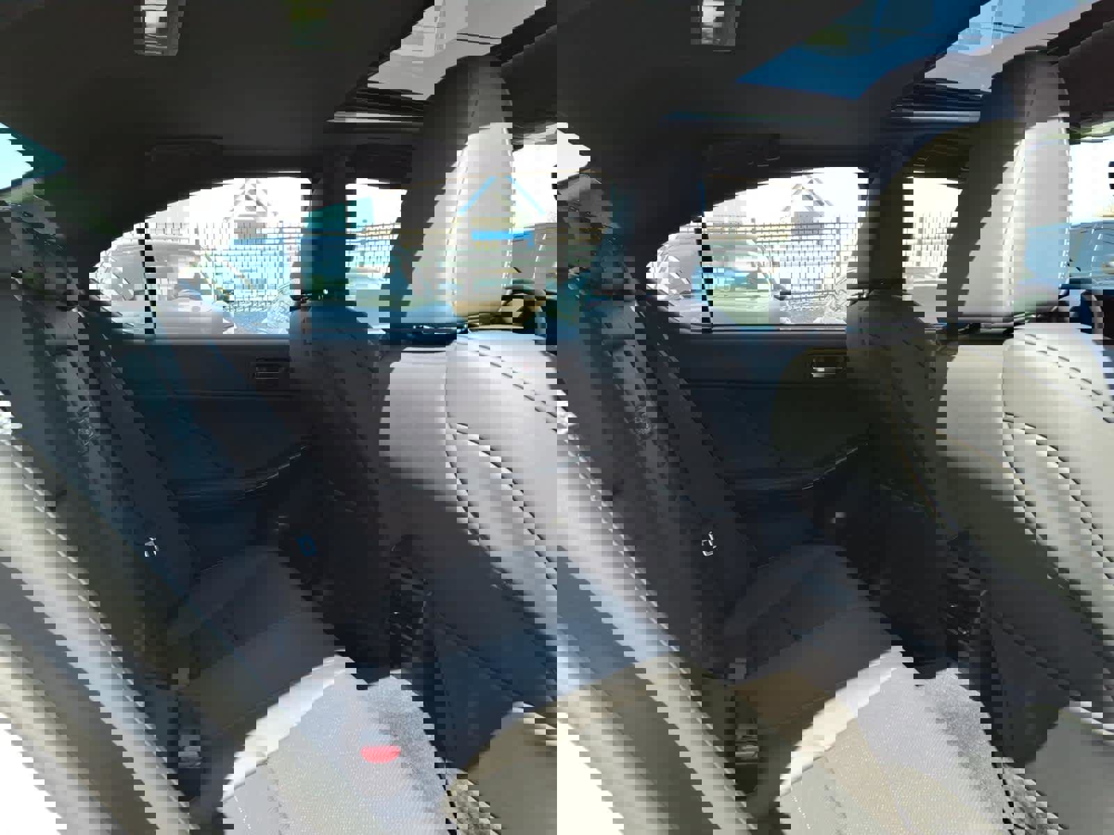 Used 2025 Lexus IS 350 F Sport w/ Navigation Package image 19