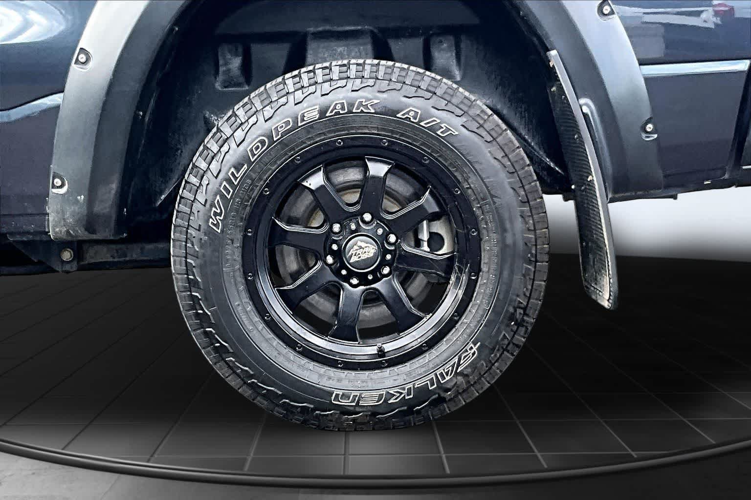 Used 2022 RAM 1500 Big Horn AWD/4WD image 36