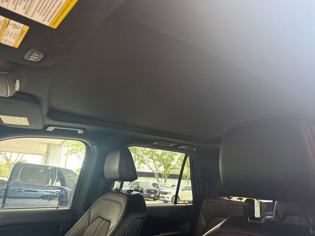 Used 2024 Ford Expedition Max Limited image 6
