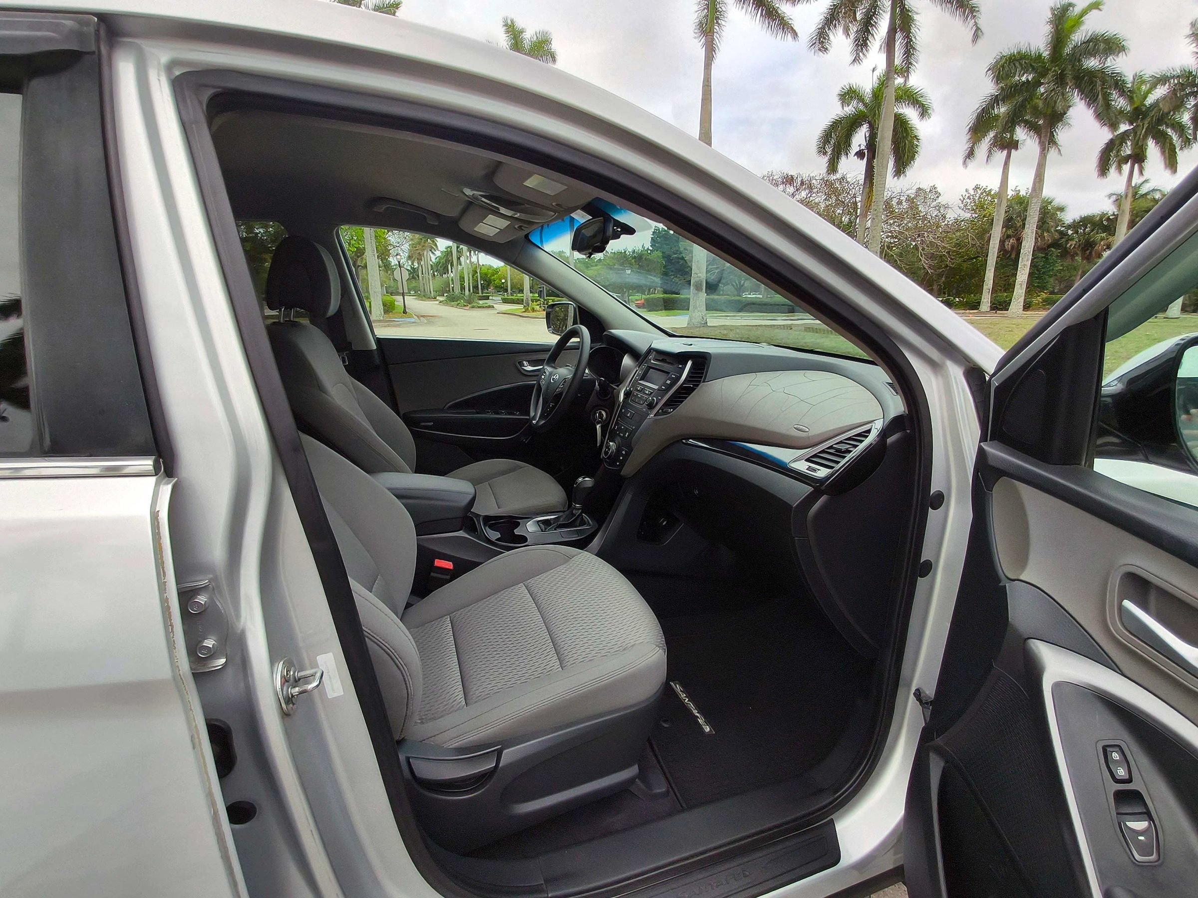 Used 2013 Hyundai Santa Fe Sport FWD image 34