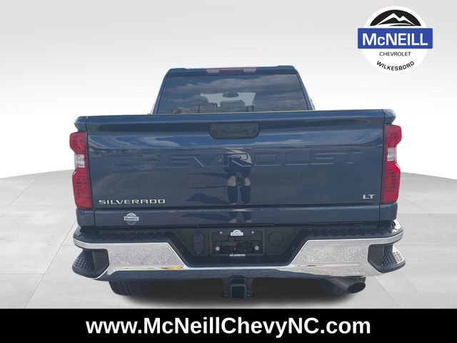 Used 2022 Chevrolet Silverado 2500 LT w/ Convenience Package AWD/4WD image 7