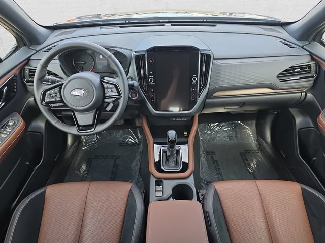 Used 2025 Subaru Forester Touring AWD/4WD image 9
