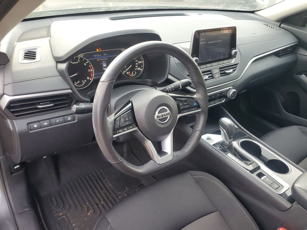 Used 2022 Nissan Altima 2.5 SV w/ SV Premium Package image 14