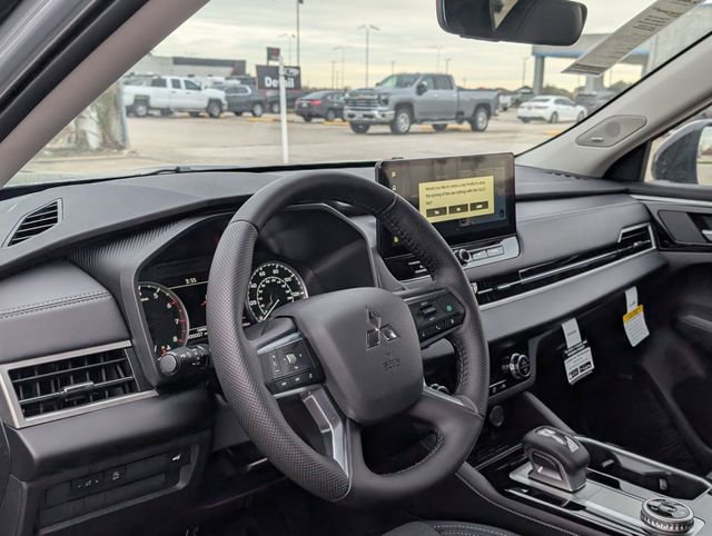 New 2026 Mitsubishi Outlander Trail Edition image 11