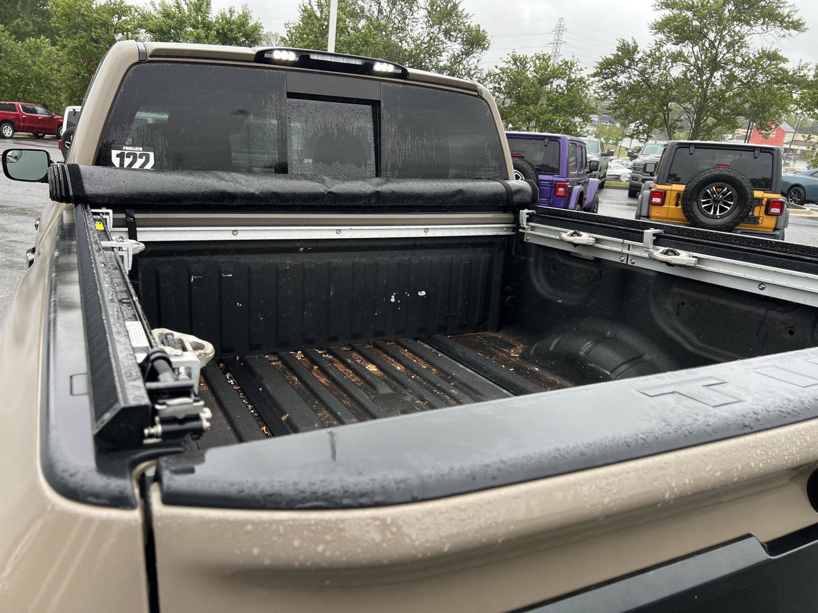 Used 2020 Nissan Titan PRO-4X w/ Pro-4x Utility Package AWD/4WD image 8