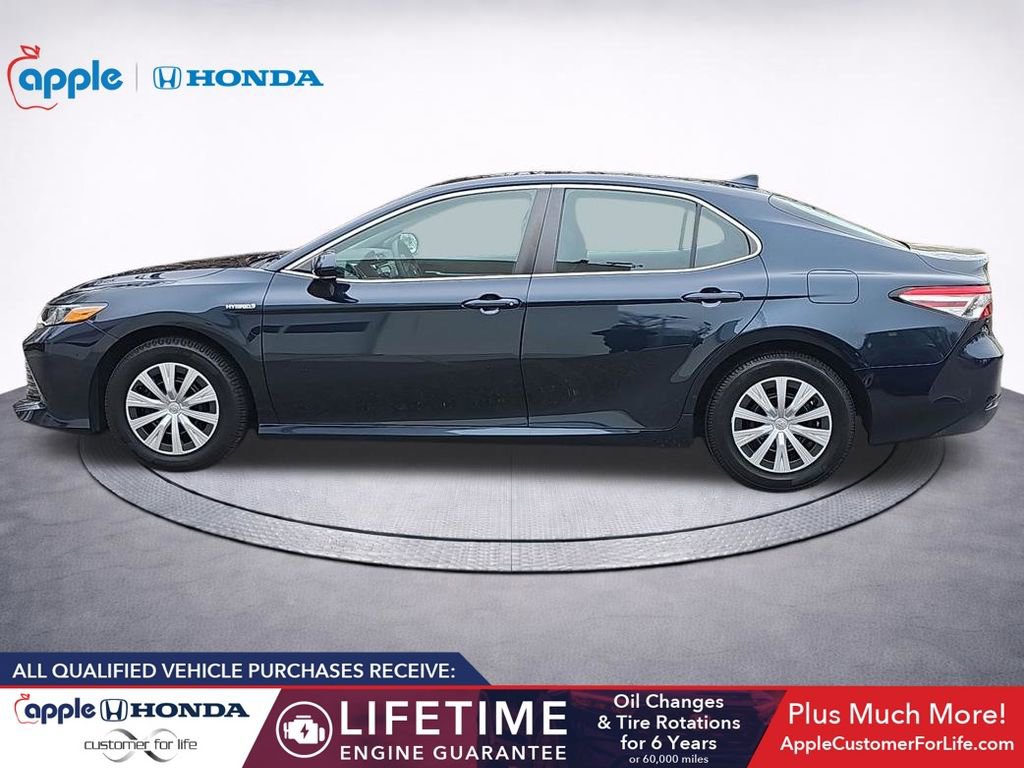 Used 2019 Toyota Camry LE image 9