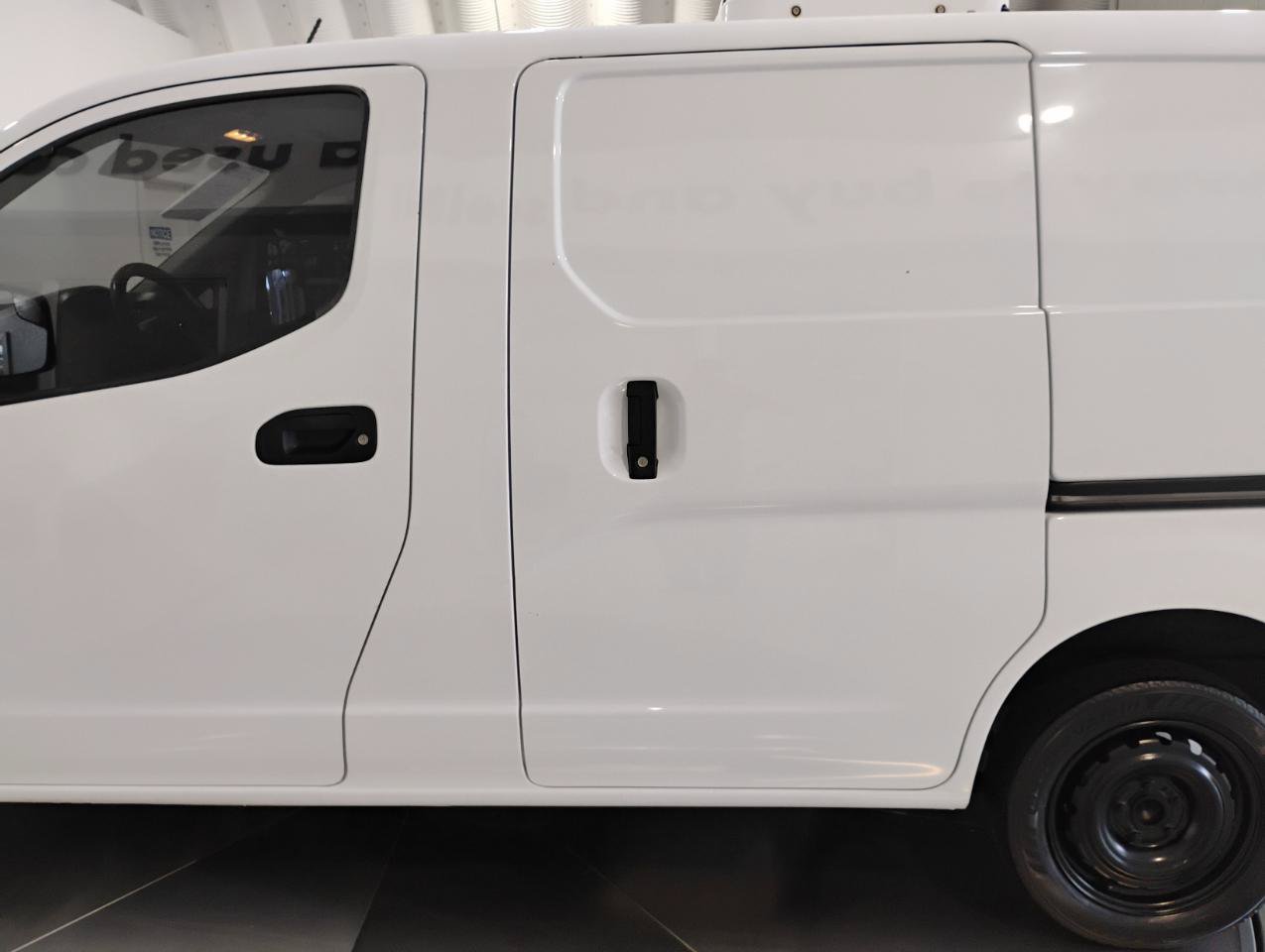 Used 2019 Nissan NV200 S FWD image 48