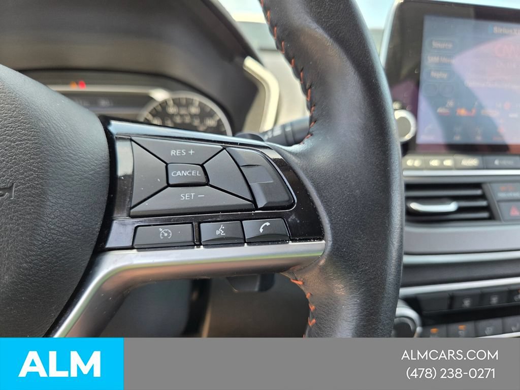 Used 2025 Nissan Altima 2.5 SR FWD image 23