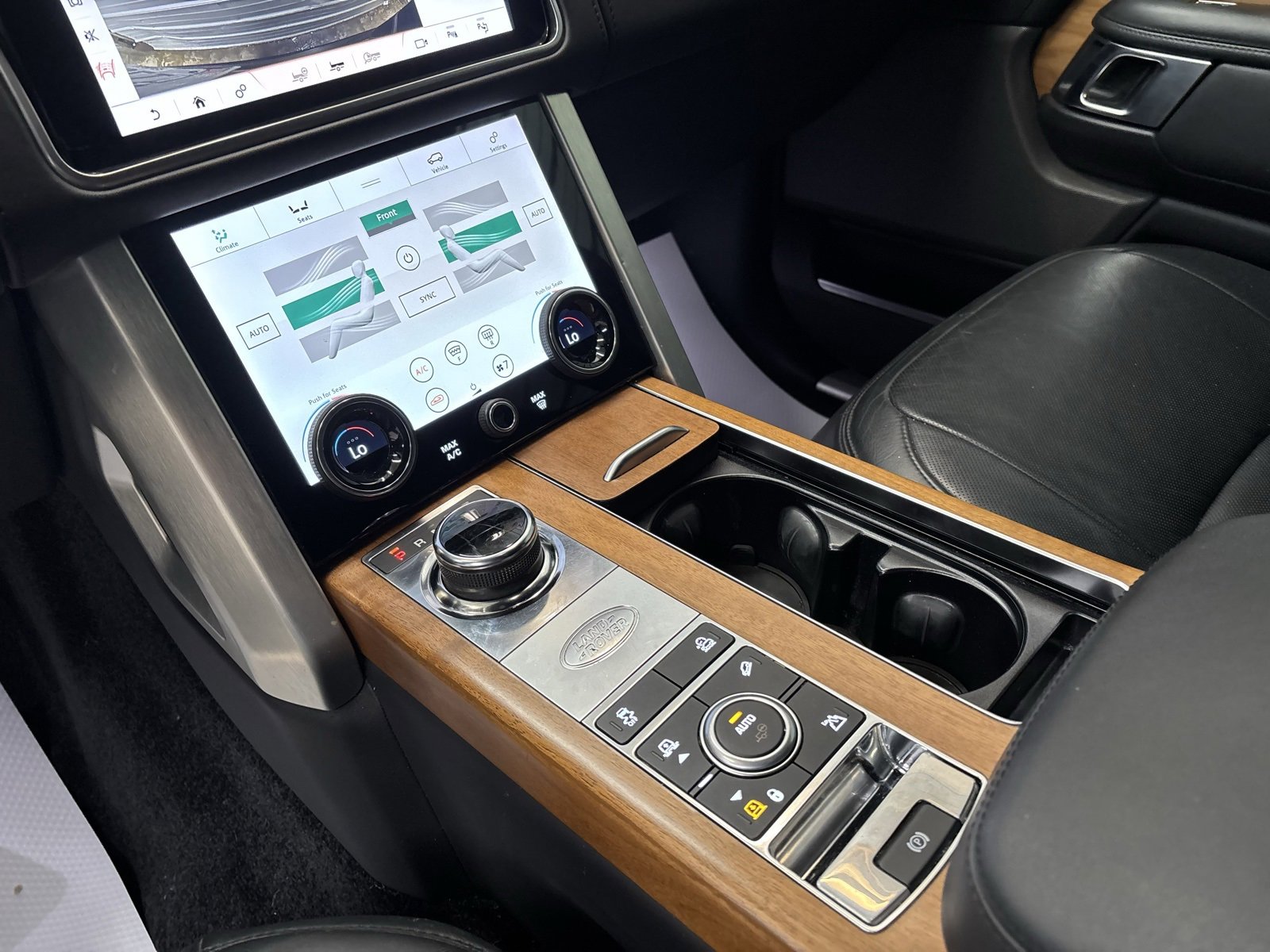 Used 2018 Land Rover Range Rover Autobiography image 20