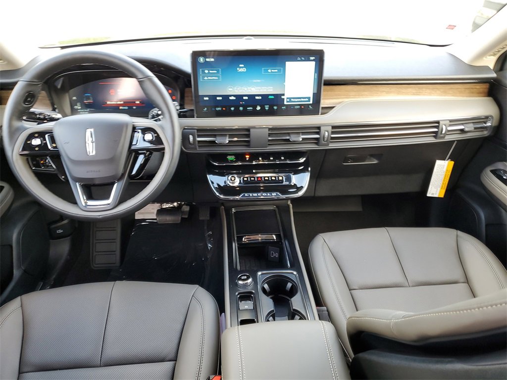 New 2026 Lincoln Corsair Reserve w/ Jet Appearance Package image 15