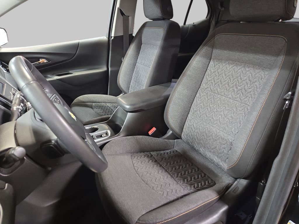 Used 2022 Chevrolet Equinox LT AWD/4WD image 18