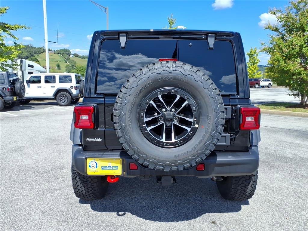 New 2025 Jeep Wrangler Unlimited Rubicon w/ XTREMEE 35" Tire Package image 8
