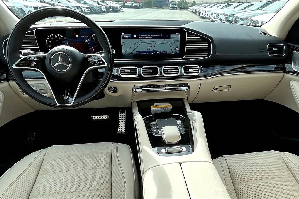 New 2026 Mercedes-Benz GLS 450 4MATIC image 5