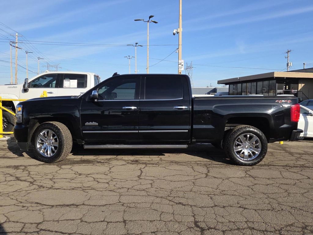 Used 2018 Chevrolet Silverado 1500 High Country image 13