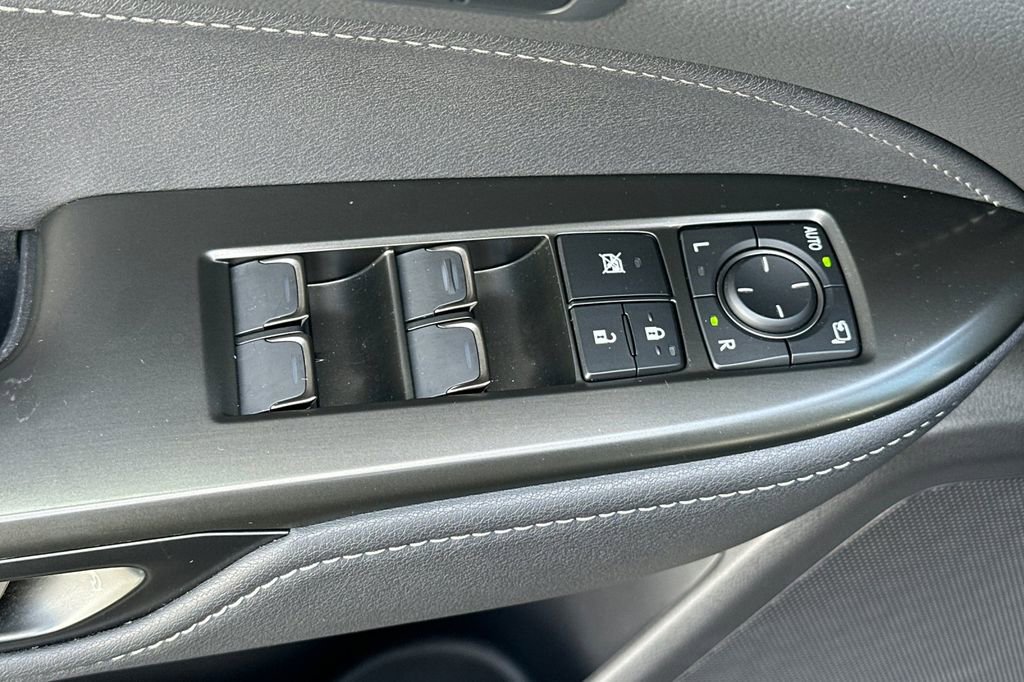 Used 2025 Lexus NX 350h AWD w/ Accessory Package (2T) image 13