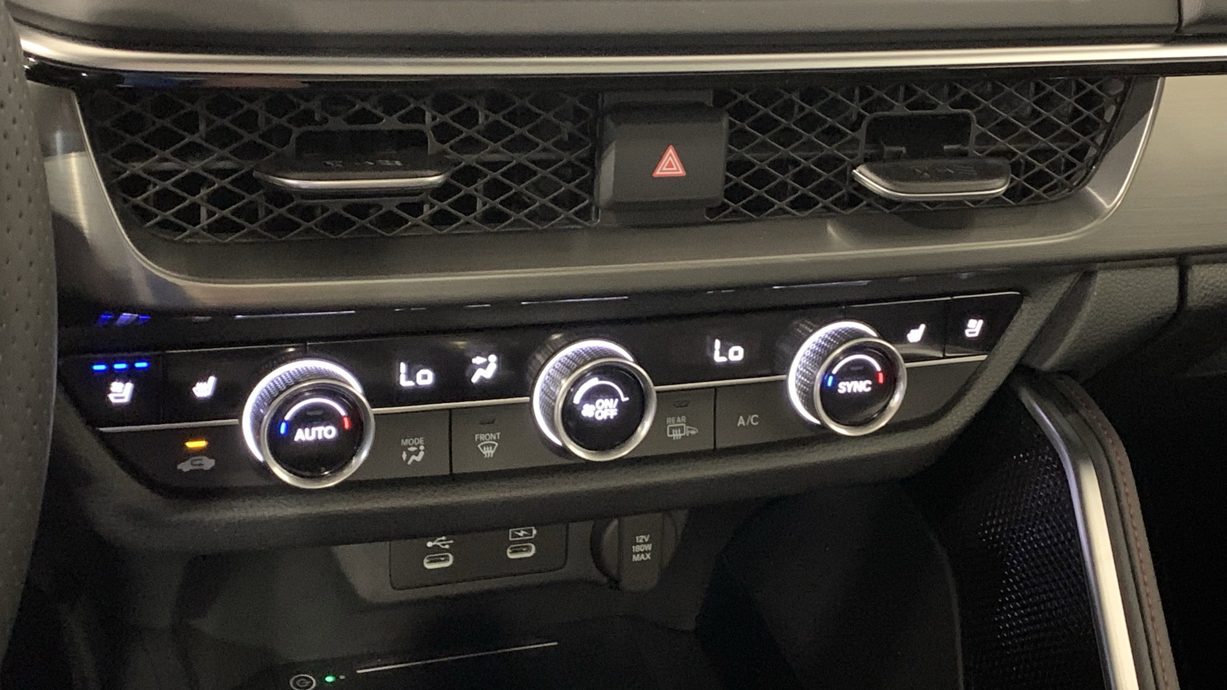 Certified 2025 Acura ADX A-Spec image 30