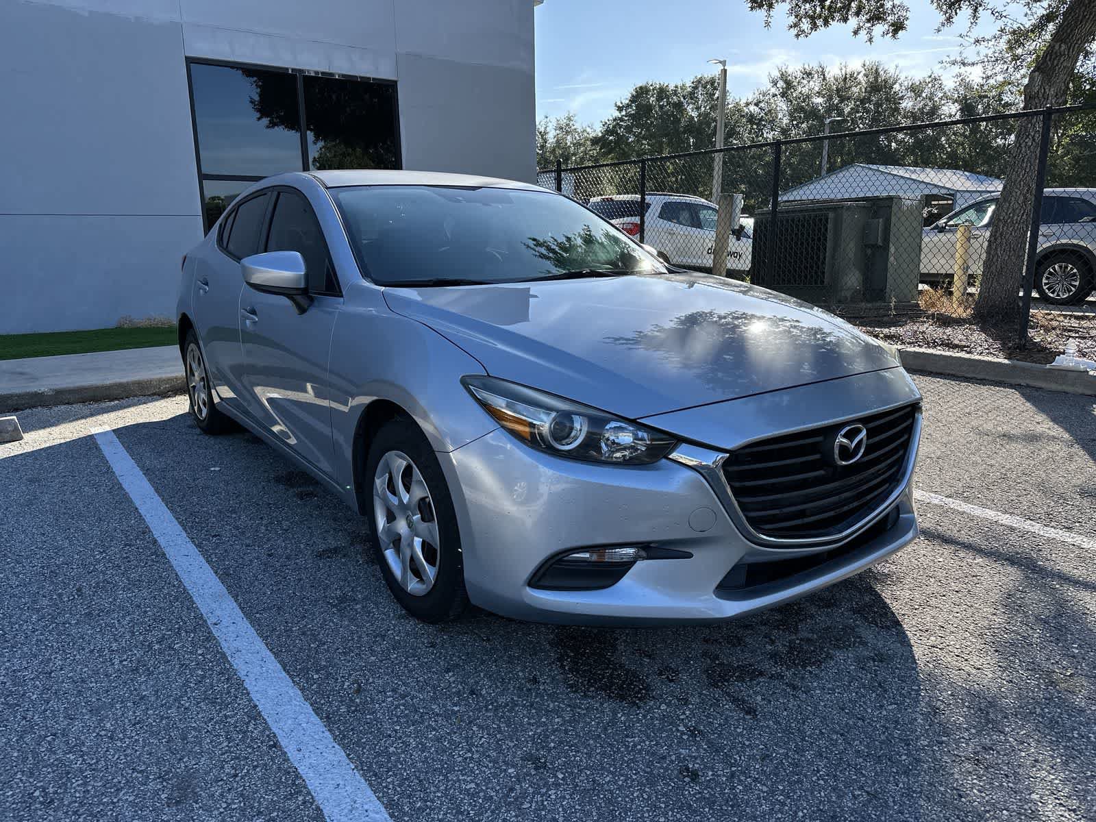 Used 2017 MAZDA MAZDA3 Sport FWD image 11