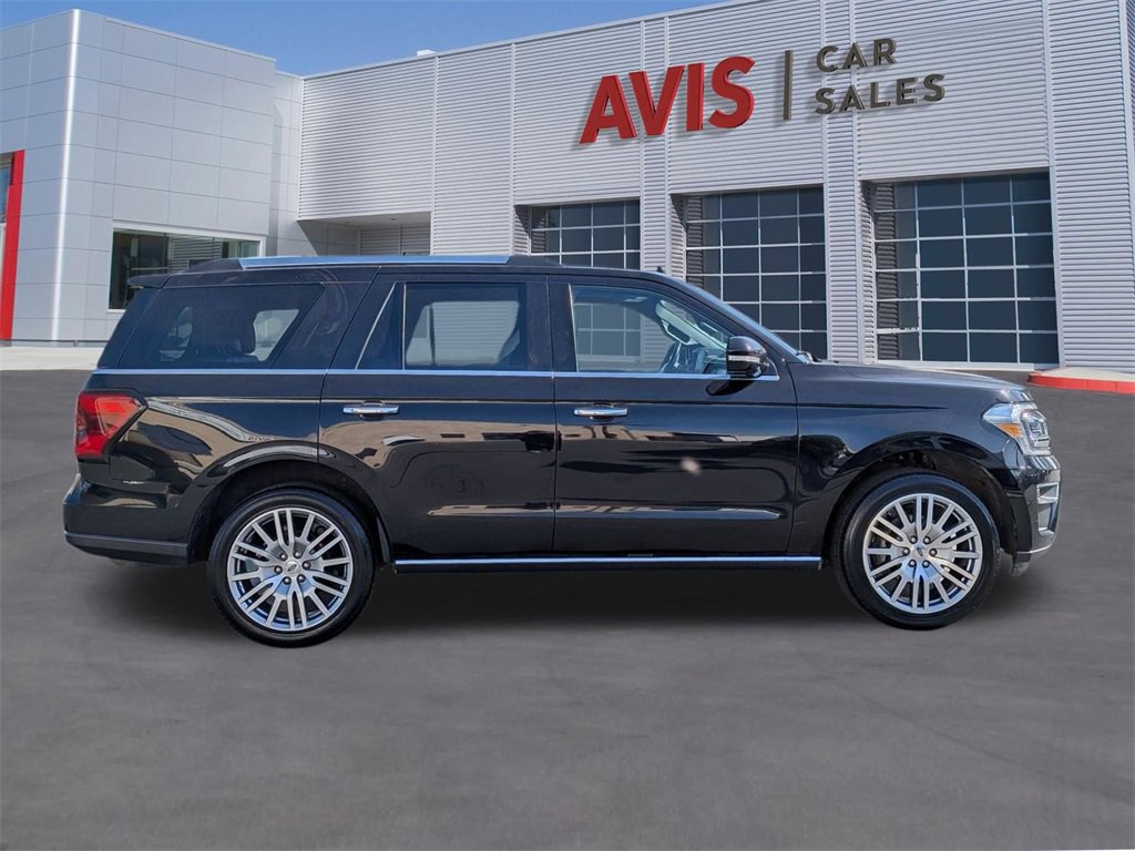 Used 2024 Ford Expedition Limited image 5