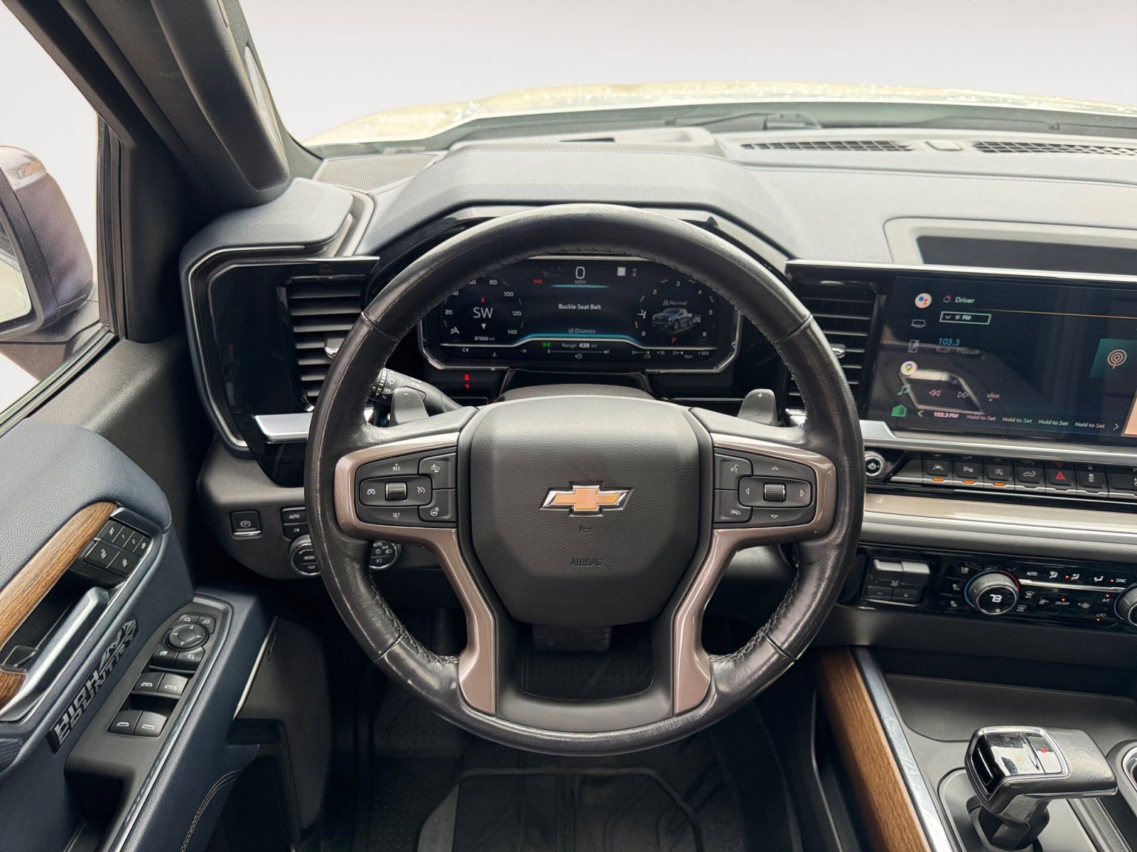 Used 2022 Chevrolet Silverado 1500 High Country w/ High Country Premium Package image 12