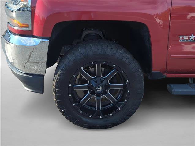 Used 2018 Chevrolet Silverado 1500 LT w/ Texas Edition image 26