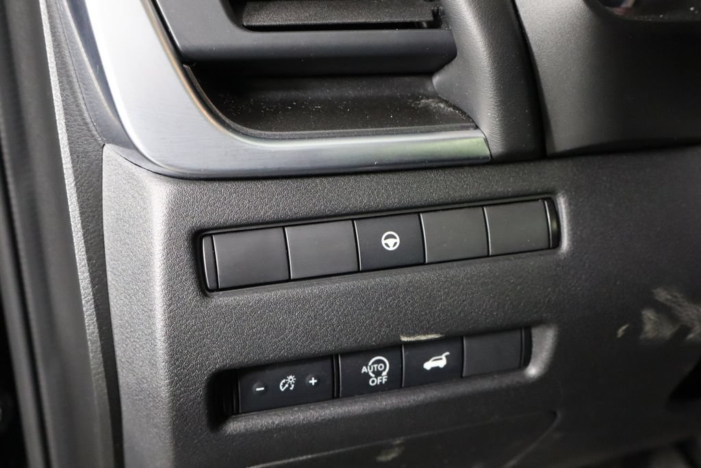 Used 2023 Nissan Rogue SV w/ SV Premium B Package FWD image 22