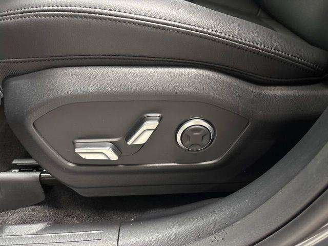 New 2026 Hyundai Santa Fe Limited AWD/4WD image 9