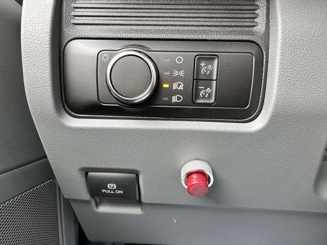 New 2025 Ford F550 4x4 SuperCab Super Duty image 17