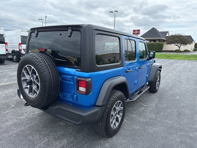 Used 2024 Jeep Wrangler Sport S image 7