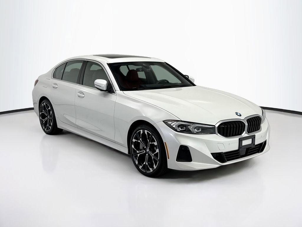 Used 2025 BMW 330i Sedan w/ Premium Package RWD image 3