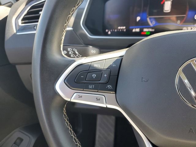 Used 2024 Volkswagen Tiguan SE image 26