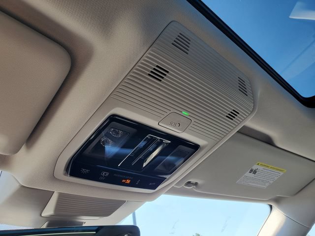 New 2026 Volkswagen Tiguan SE AWD/4WD image 29