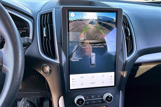 Used 2021 Ford Edge SE image 14